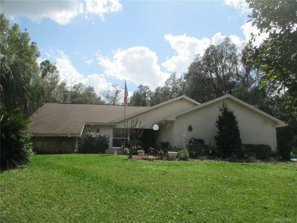 540 W Liberty Street  Hernando FL 34442 photo