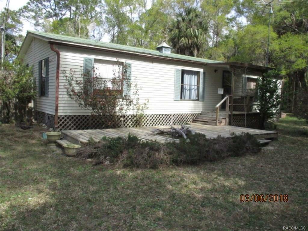 5361 SE Azalee Avenue  Inglis FL 34449 photo