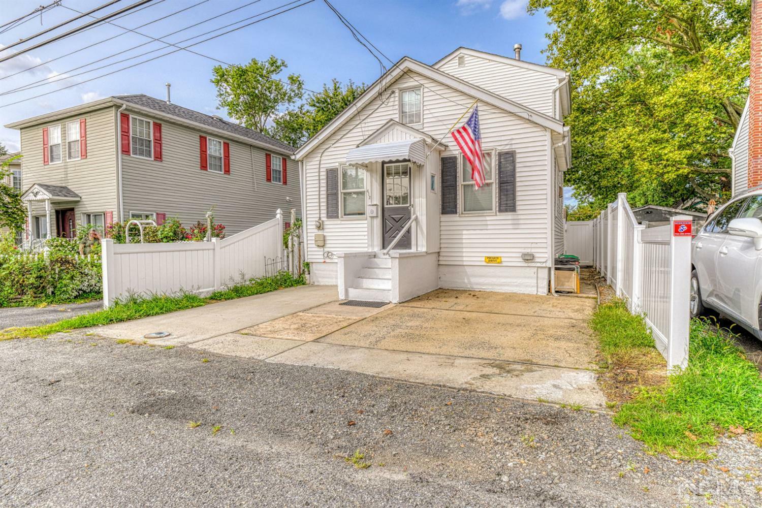 Property Photo:  412 Gulden Street  NJ 07735 