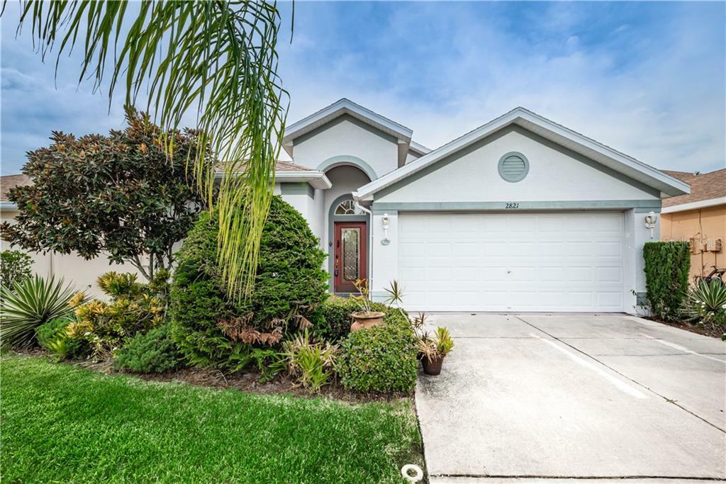 Property Photo:  2821 Wood Pointe Drive  FL 34691 