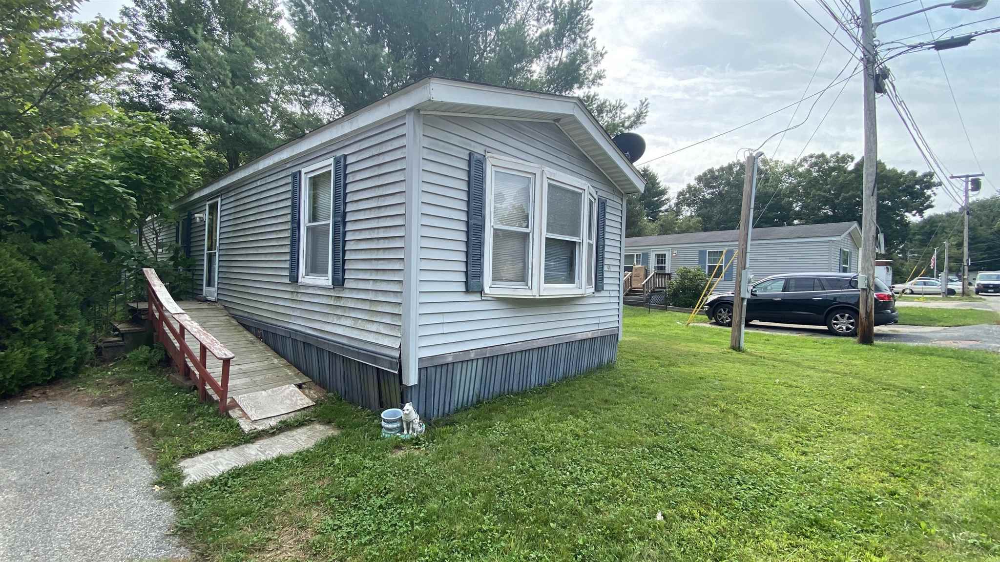 Property Photo:  44 Lindenshire Avenue  NH 03833 