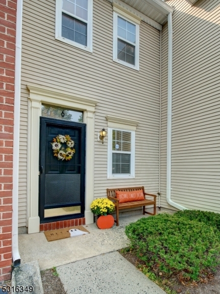 Property Photo:  6 Tavern Ln  NJ 08889 