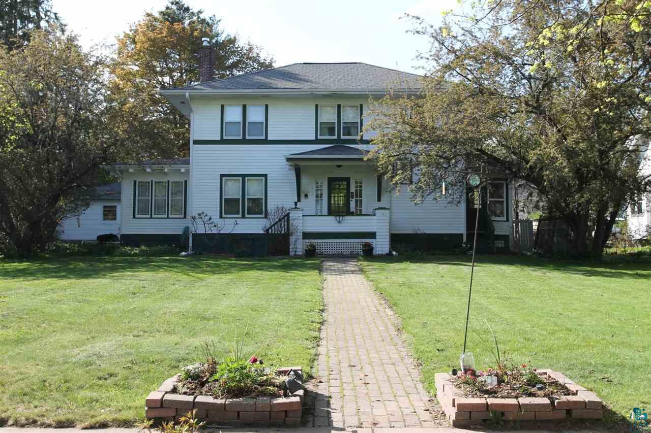 Property Photo: 213 E 3rd St WI 54891
