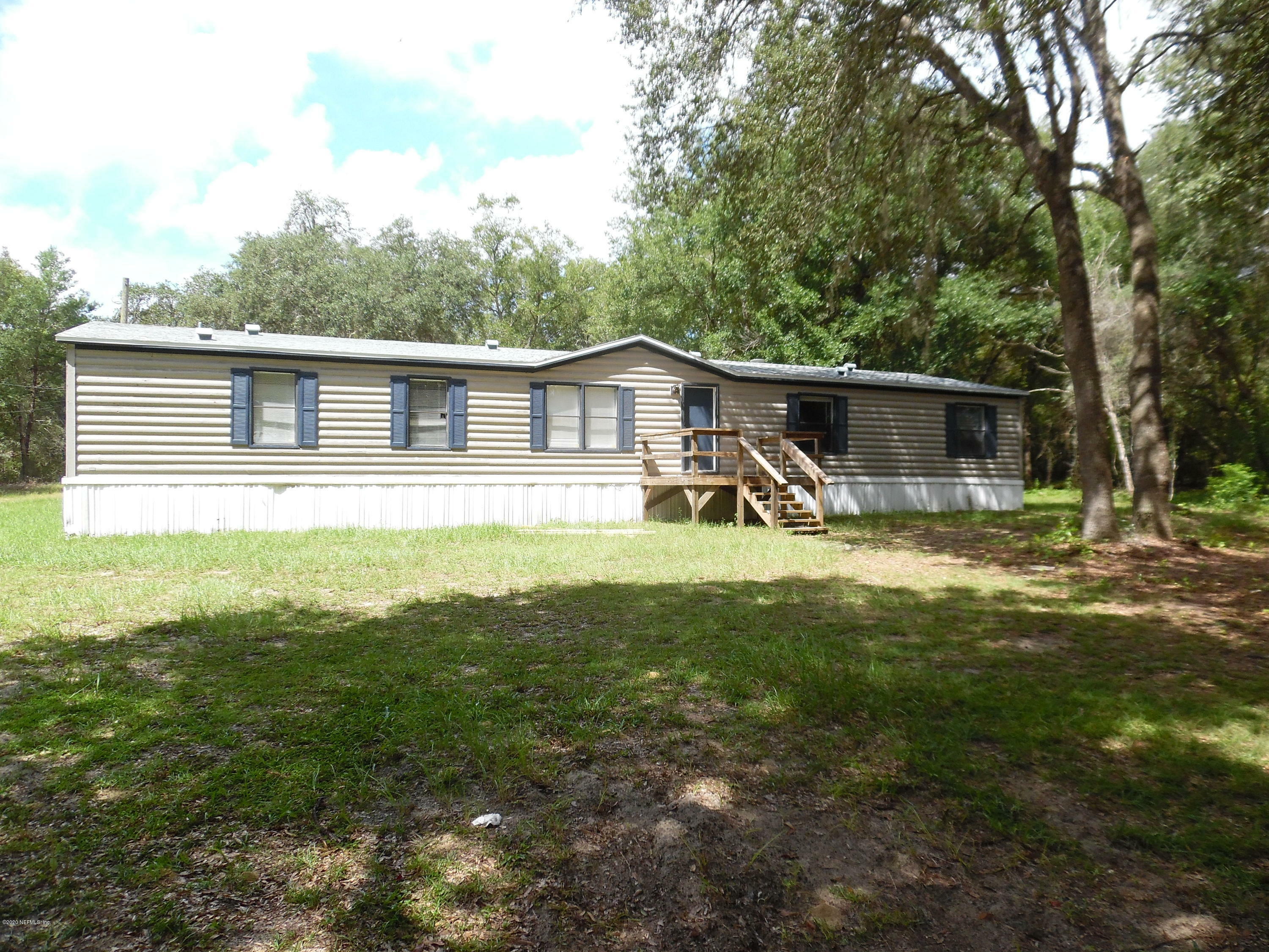 Property Photo: 7808 Twin Lakes Road FL 32656