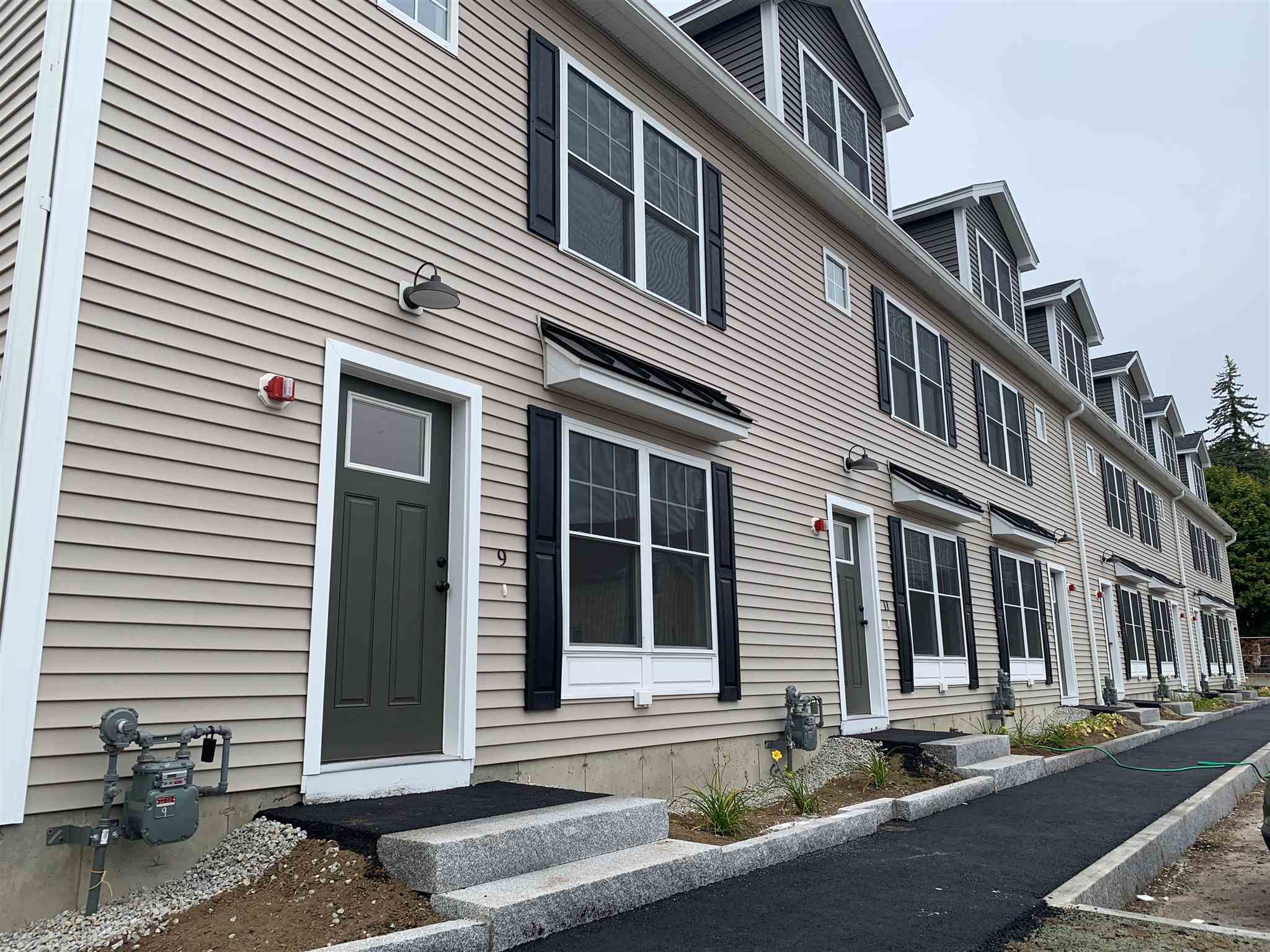 Property Photo: 400 Porter Street NH 03103