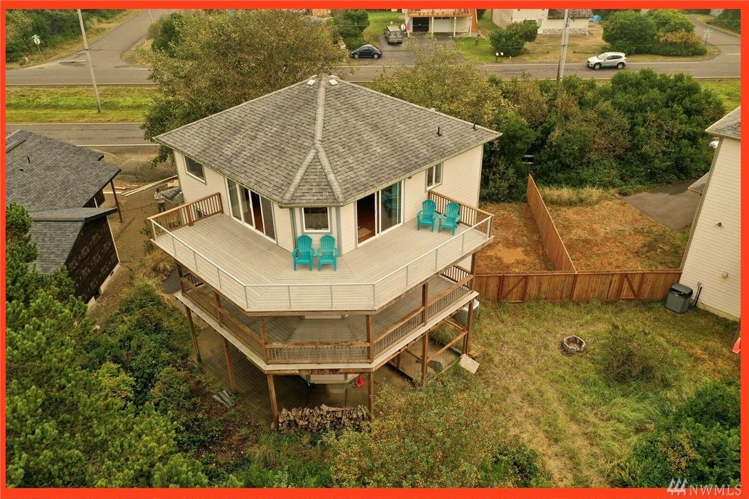 Property Photo: 251 Ocean Shores Boulevard SW WA 98569