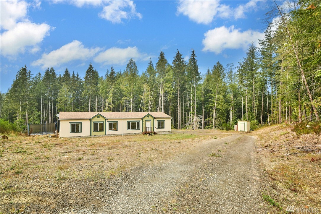 Property Photo: 563 Viola Place W WA 98380