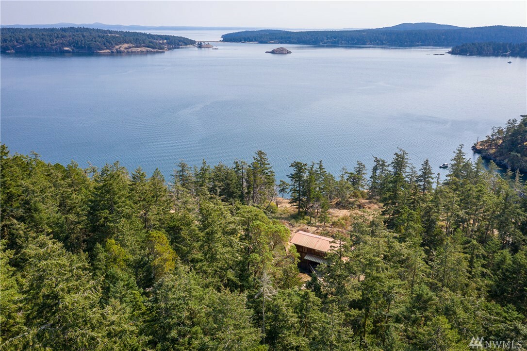 Property Photo:  117 Sawmill Rd  WA 98261 