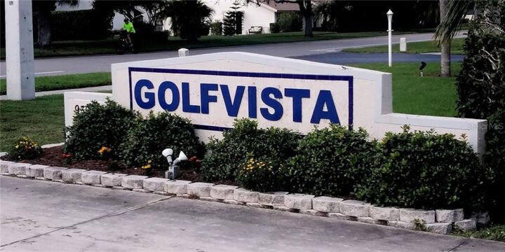 Property Photo:  932 Capri Isles Boulevard 118  FL 34292 
