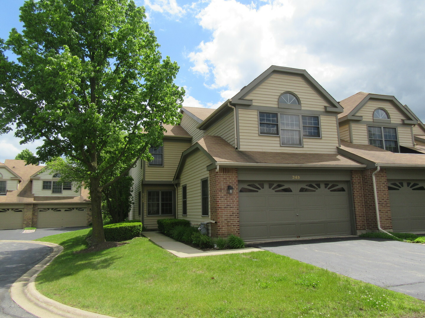 Property Photo:  3169 North Daniels Court  IL 60004 