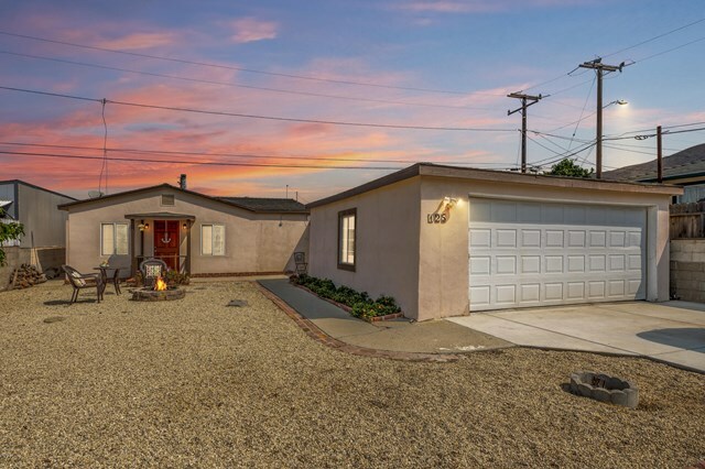 Property Photo:  125 Comstock Drive  CA 93001 