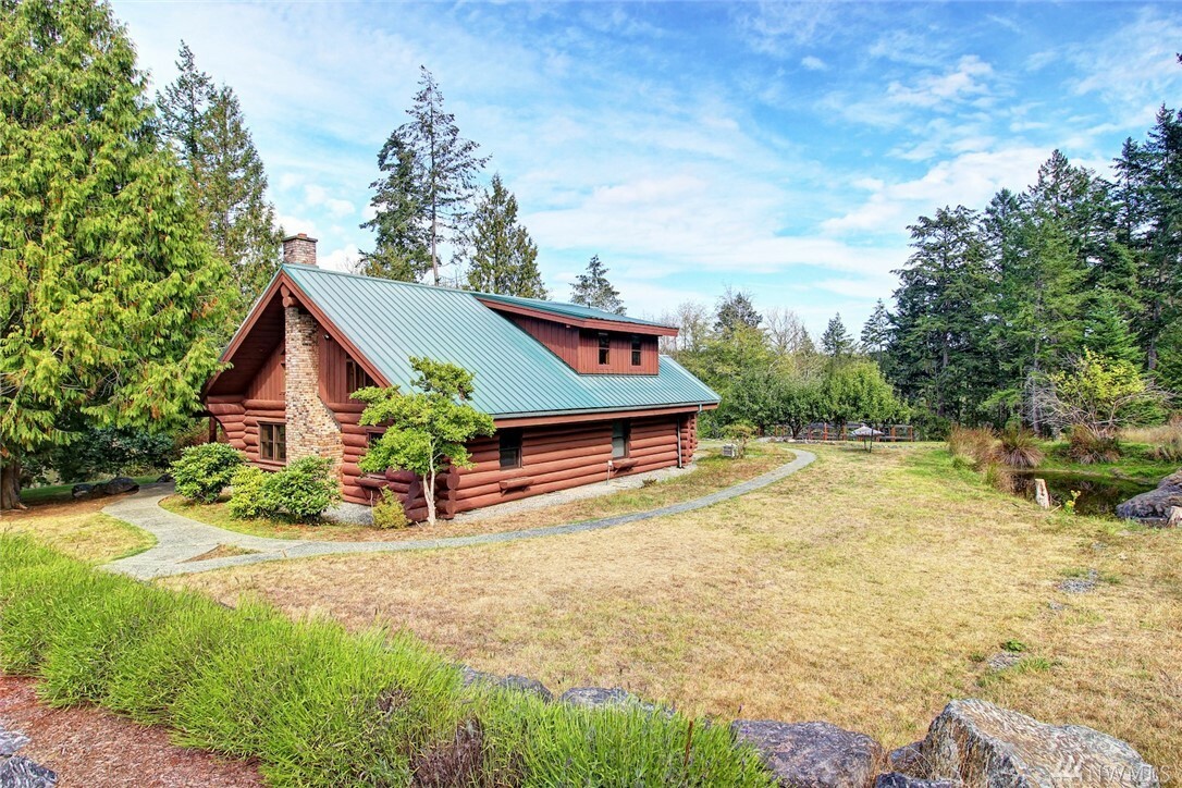 Property Photo:  11 Blue Camas Lane  WA 98250 