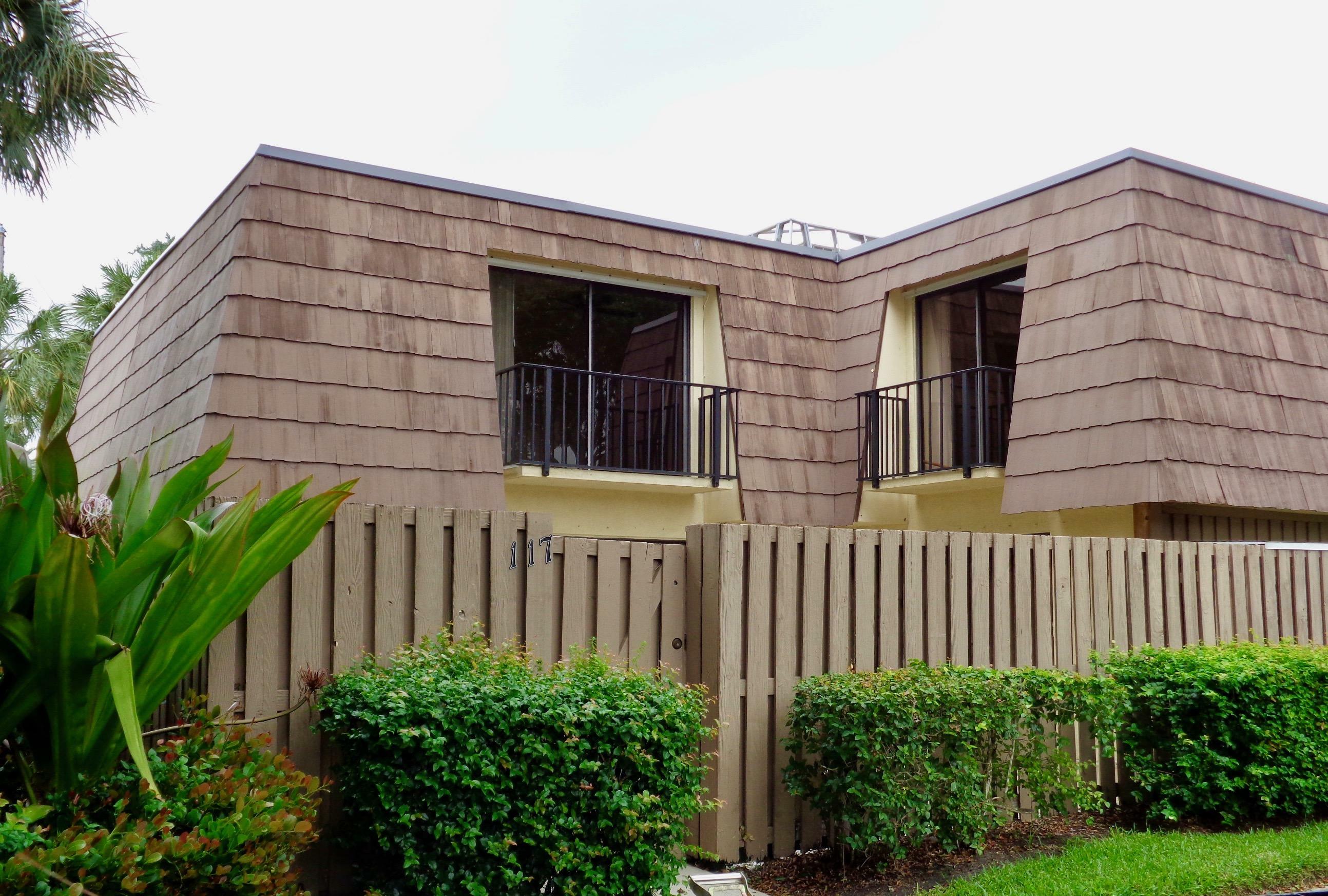 Property Photo:  117 1st Court  FL 33410 