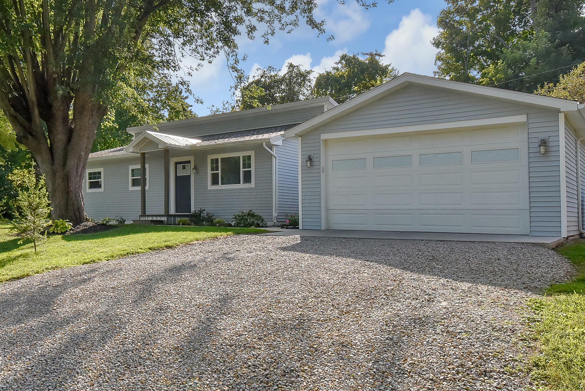 Property Photo:  13545 Juniper Road NE  OH 43076 