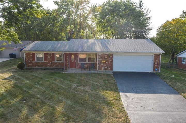 80 Graywood Court  Centerville OH 45458 photo