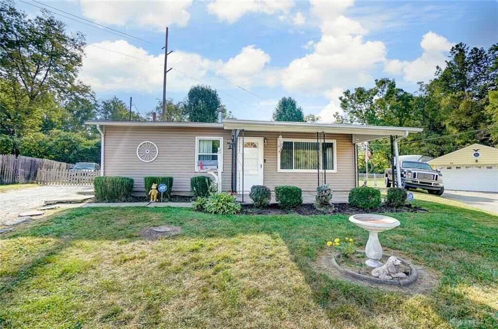 Property Photo: 1069 Seibert Avenue OH 45342