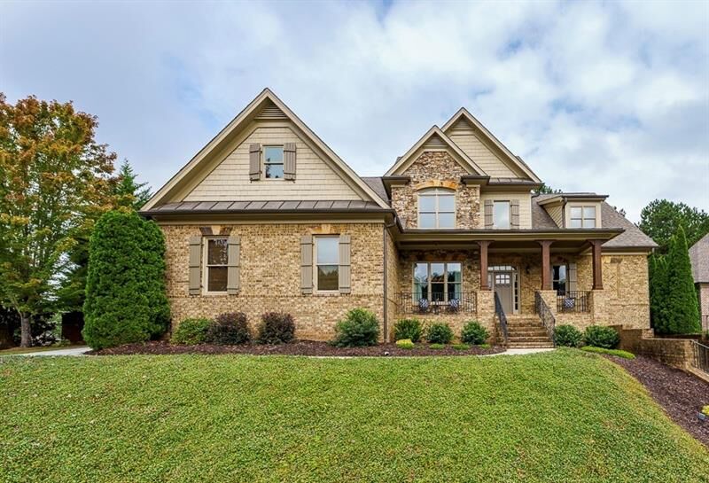 Property Photo: 2809 Kelly Cove Drive GA 30519