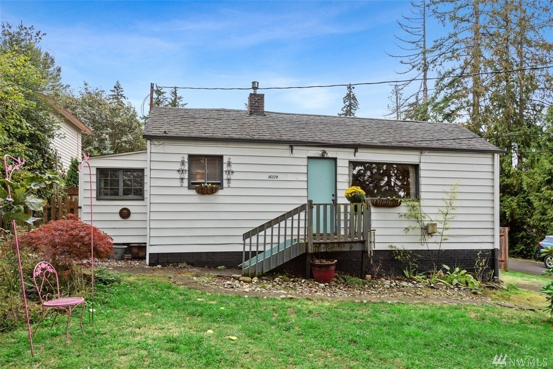 Property Photo:  16229 Simonds Rd NE  WA 98028 