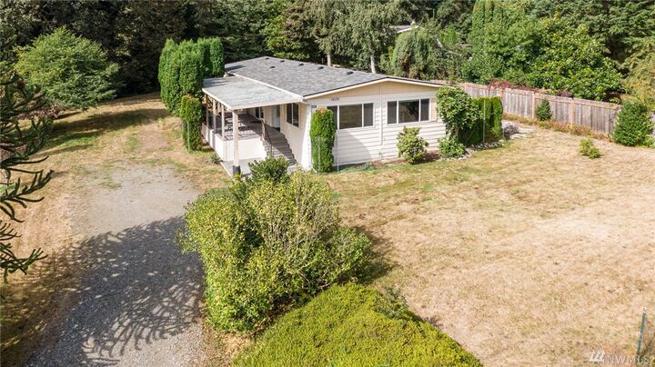 16529 Vashon Highway SW  Vashon WA 98070 photo