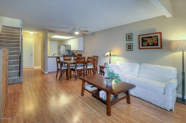 Property Photo:  5249 Colodny Drive 6  CA 91301 