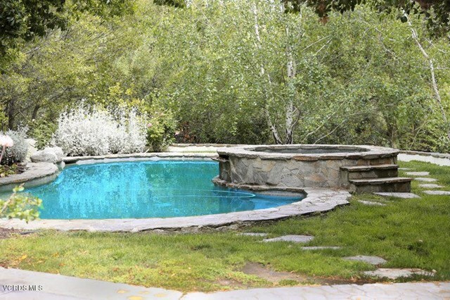 Property Photo:  1580 Aldercreek Place  CA 91362 