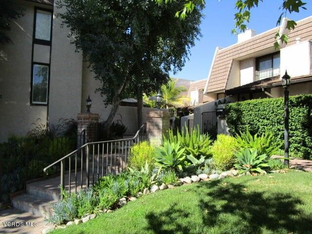 Property Photo:  6266 Nita Avenue  CA 91367 