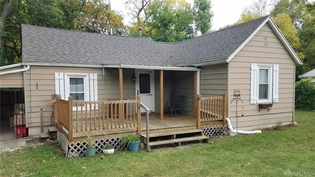 Property Photo: 904 Englewood Drive OH 45322