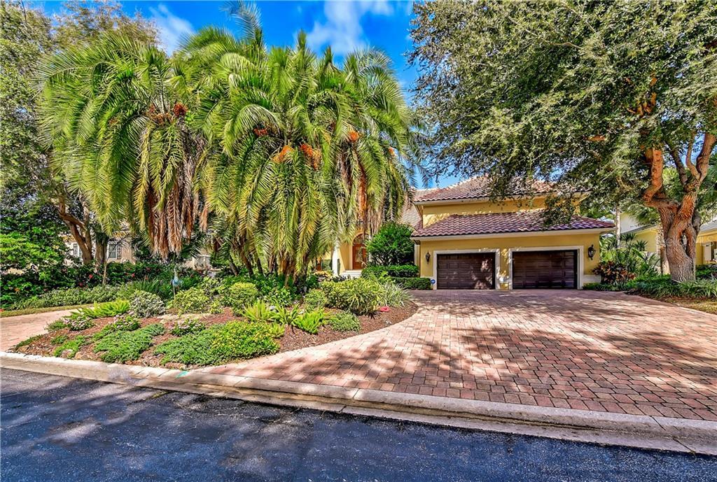 Property Photo: 541 Harbor Point Road FL 34228