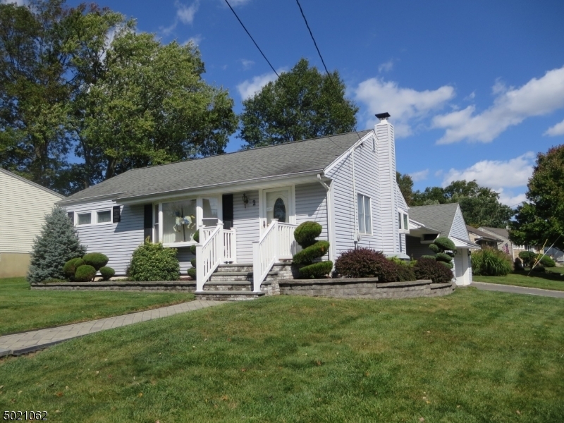 Property Photo:  2 Schmidt Ln  NJ 07066 