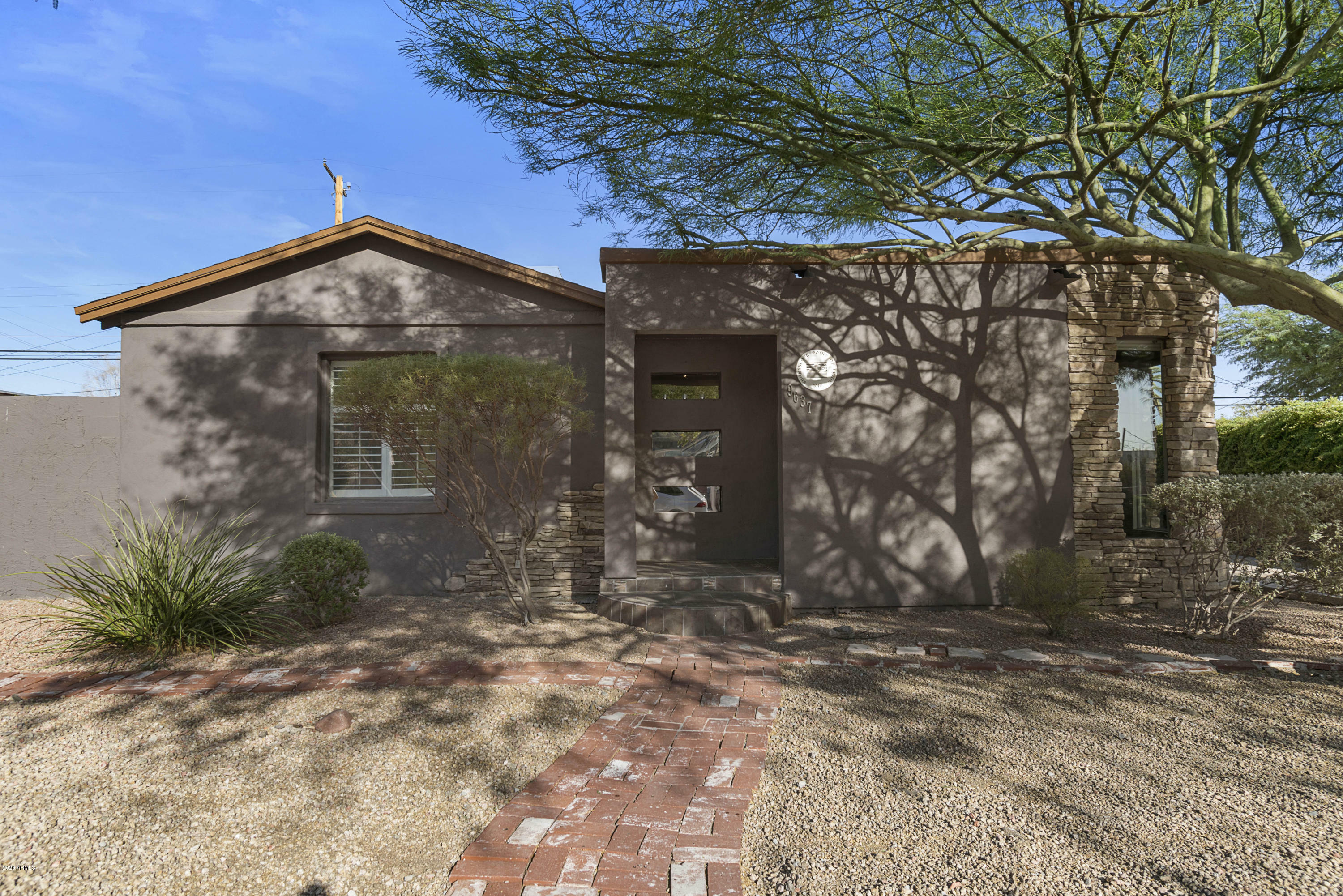 Property Photo:  9637 N Central Avenue  AZ 85020 