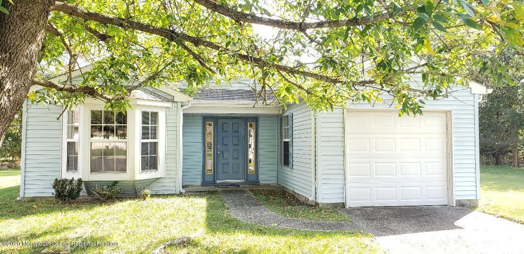 Property Photo:  407 Lenape Drive  NJ 08087 