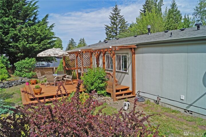 Property Photo:  1514 Mason St  WA 98584 