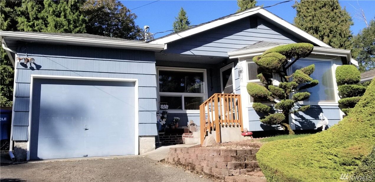 Property Photo: 20117 9th Ave S WA 98198