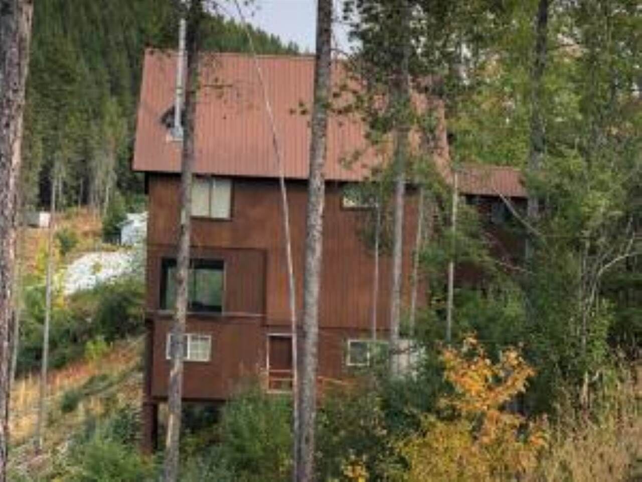 Property Photo: 3245 Crest Dr WA 99109