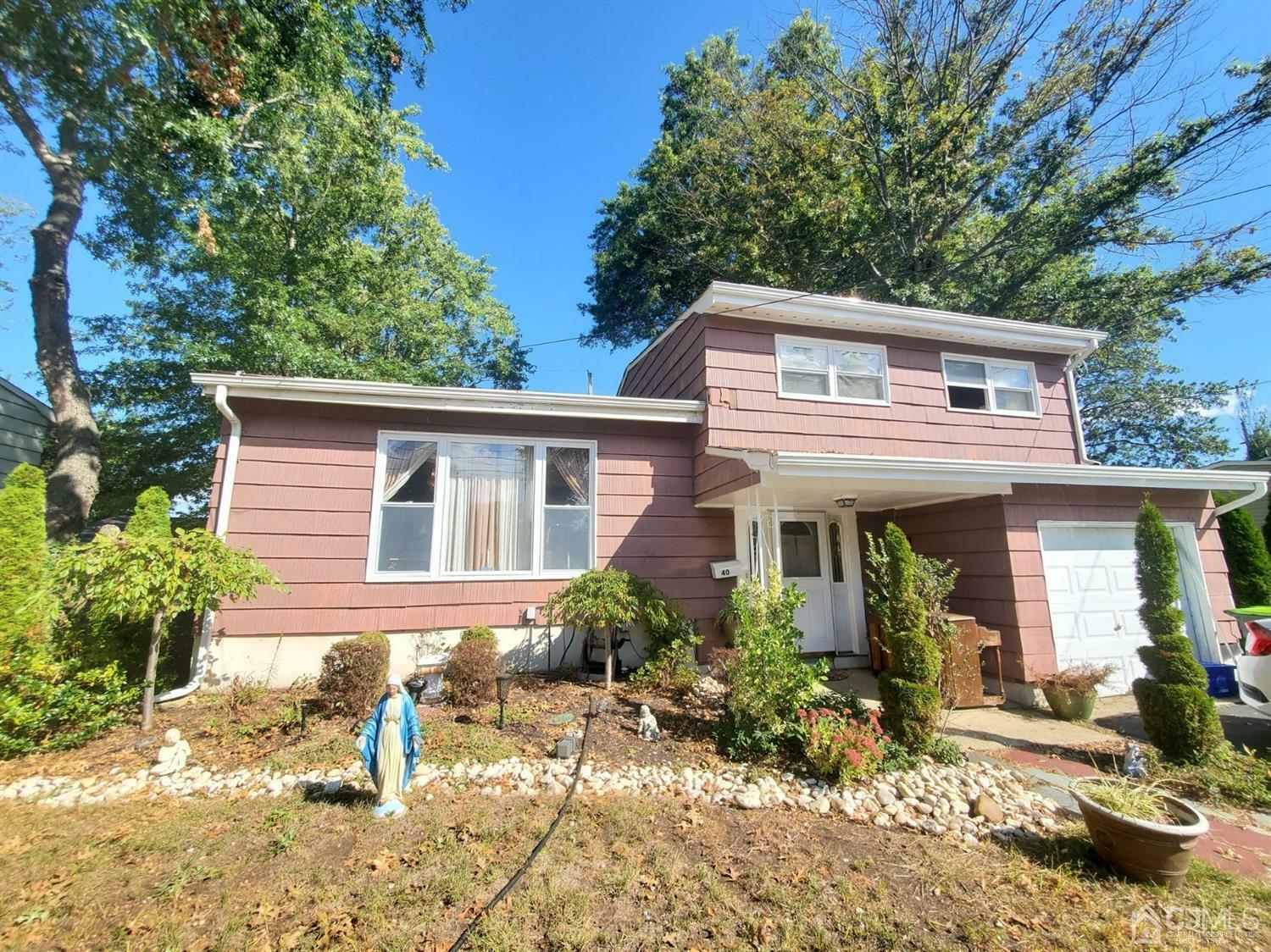 Property Photo:  40 Piedmont Drive  NJ 08857 