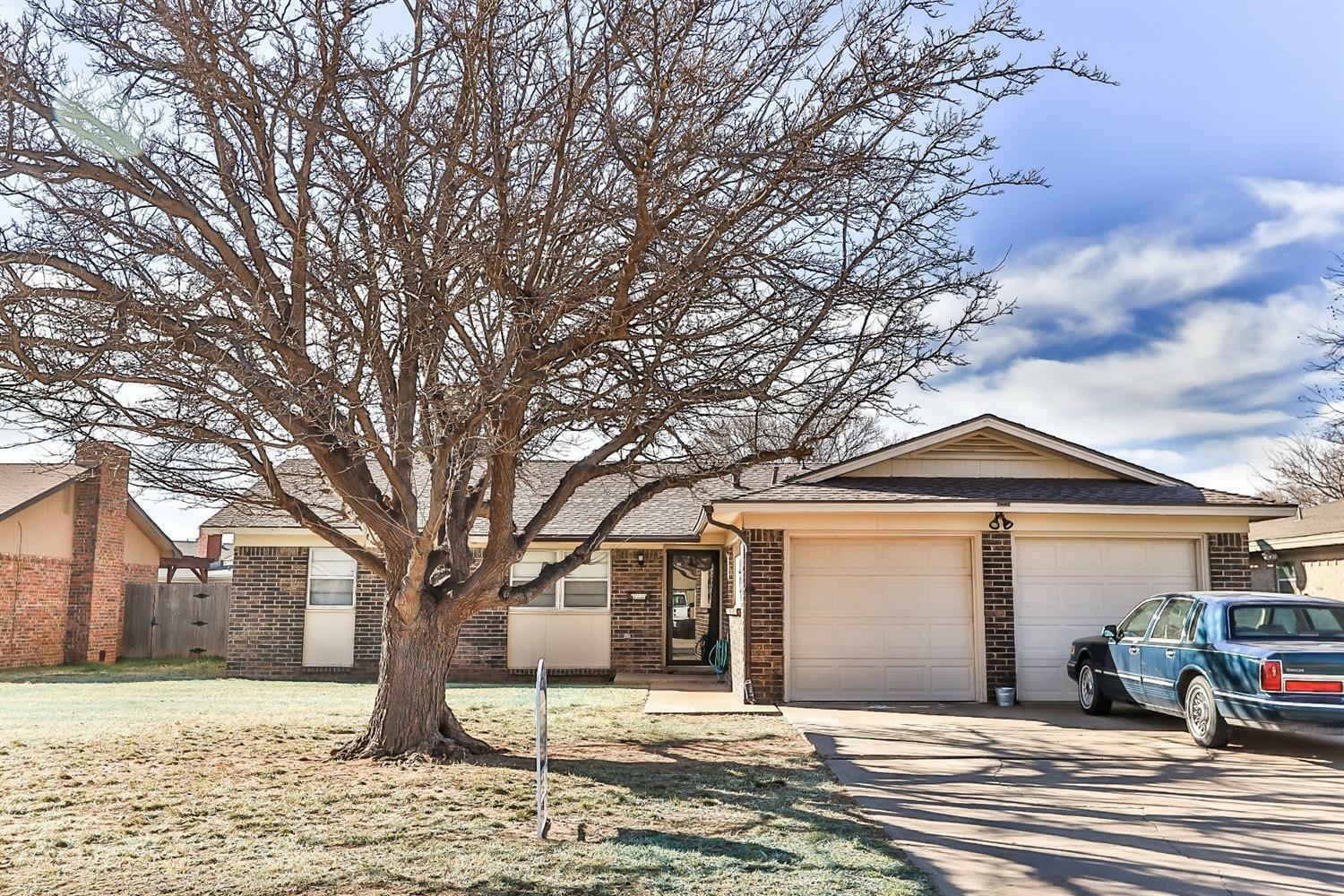 Property Photo:  5707 14th Street  TX 79416 