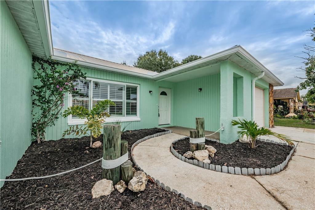 Property Photo:  1322 Fuchsia Drive  FL 34691 