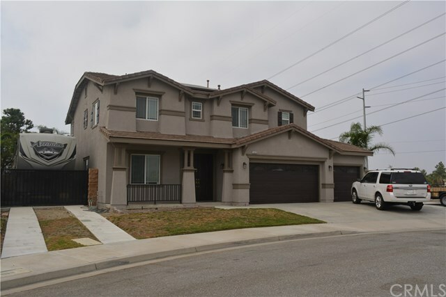 Property Photo:  15225 Clearspring Lane  CA 92336 