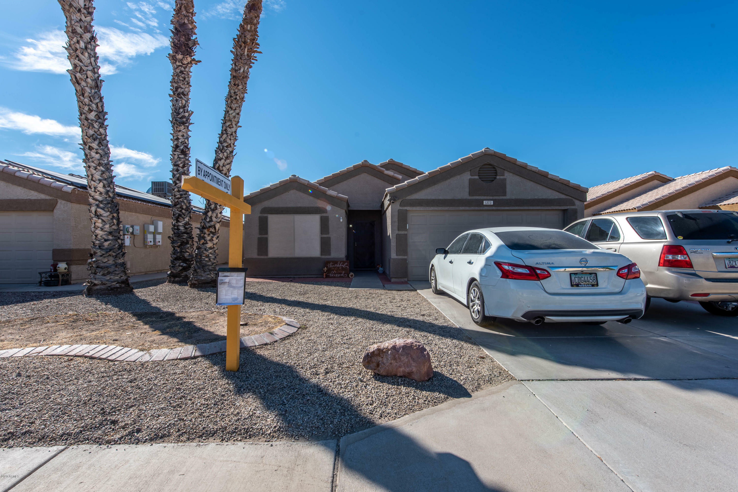 Property Photo:  1373 W 18th Avenue  AZ 85120 