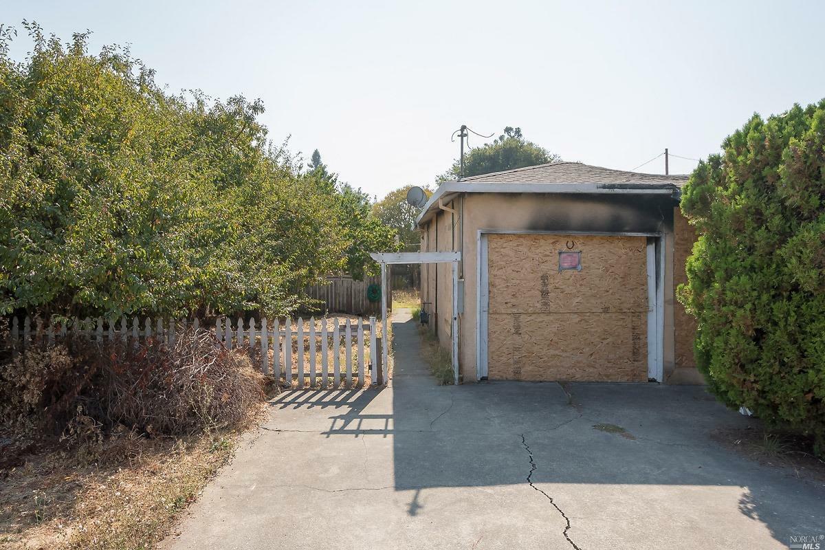 Property Photo: 681 Cherry Street CA 94945
