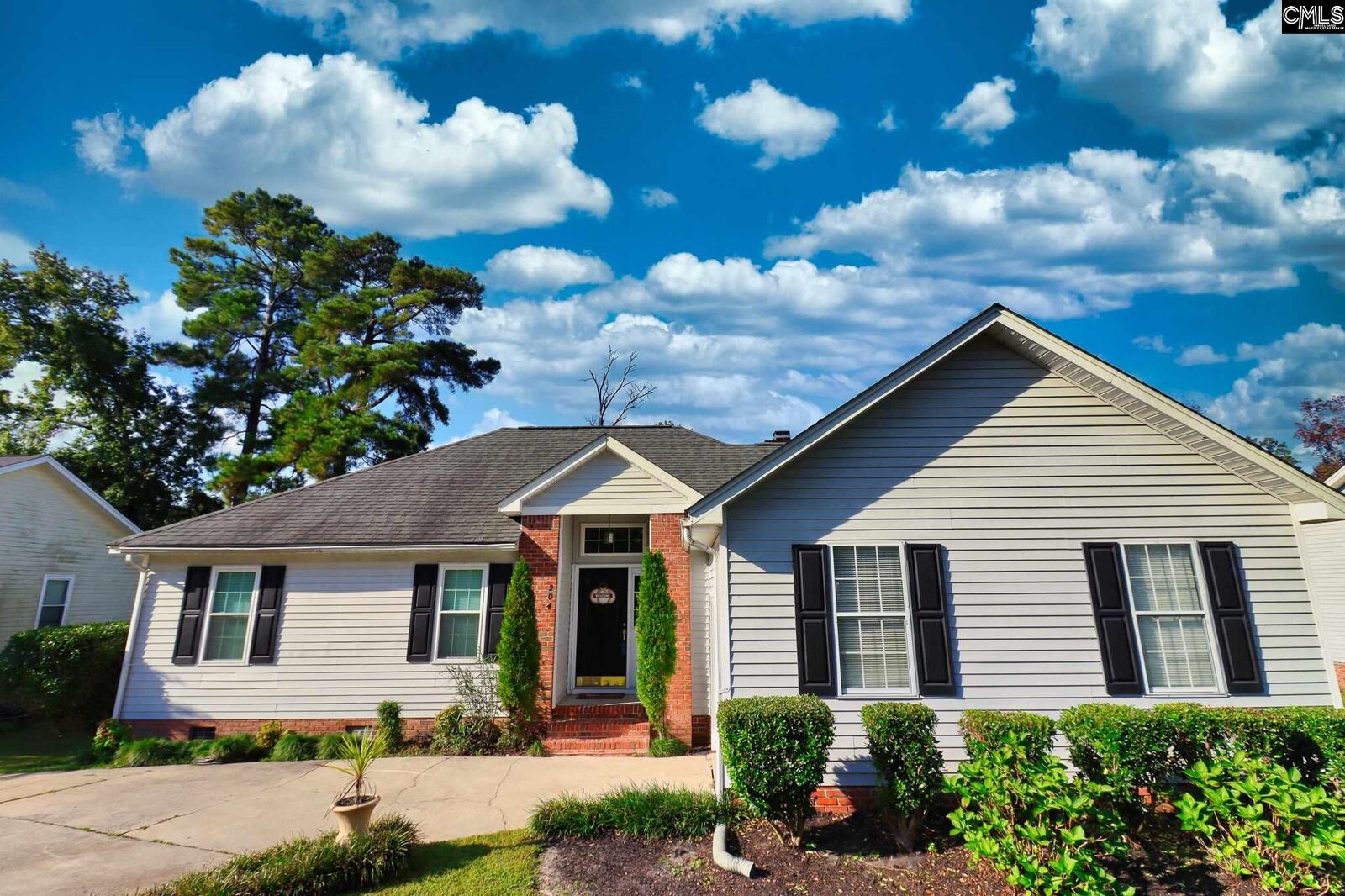 Property Photo:  204 Darby  SC 29170 