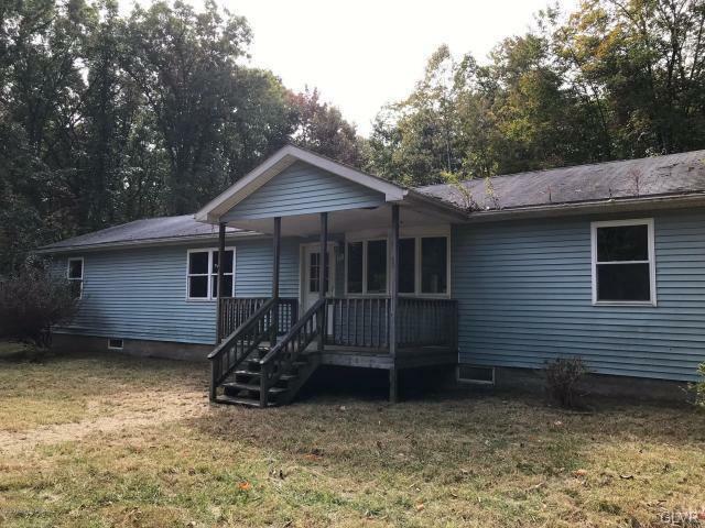 Property Photo:  211 Sky Hawk Trail  PA 18302 