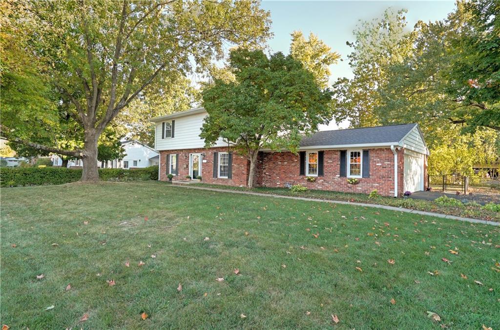 Property Photo: 1511 Parkside Drive IN 47203