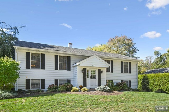 Property Photo:  129 Park Avenue  NJ 07432 