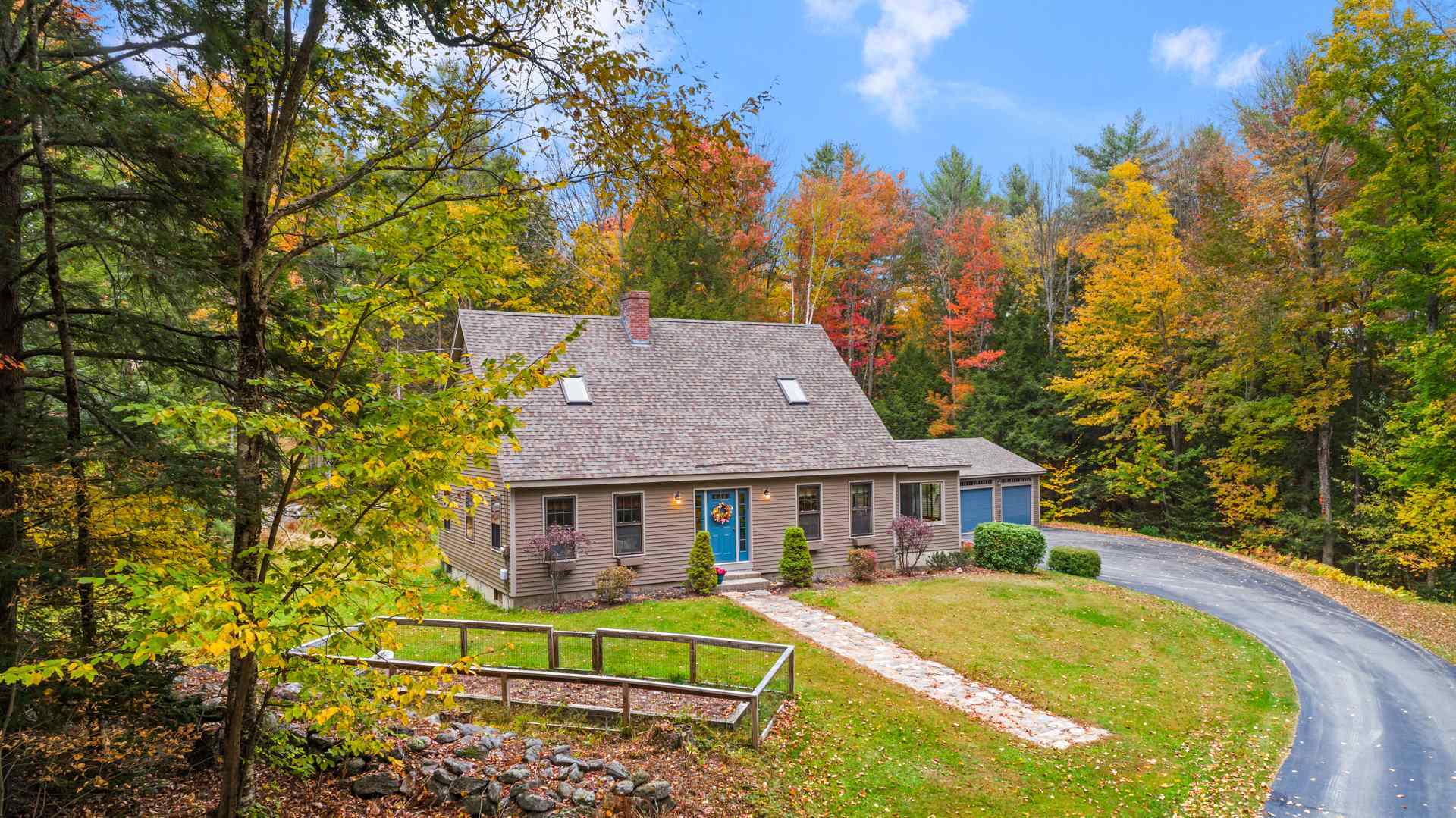 Property Photo:  56 Apple Hill Road  NH 03782 