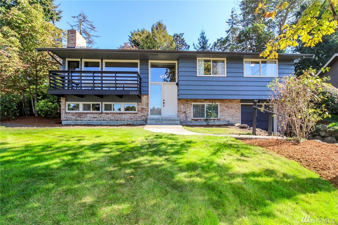 Property Photo: 23232 26th Ave S WA 98198