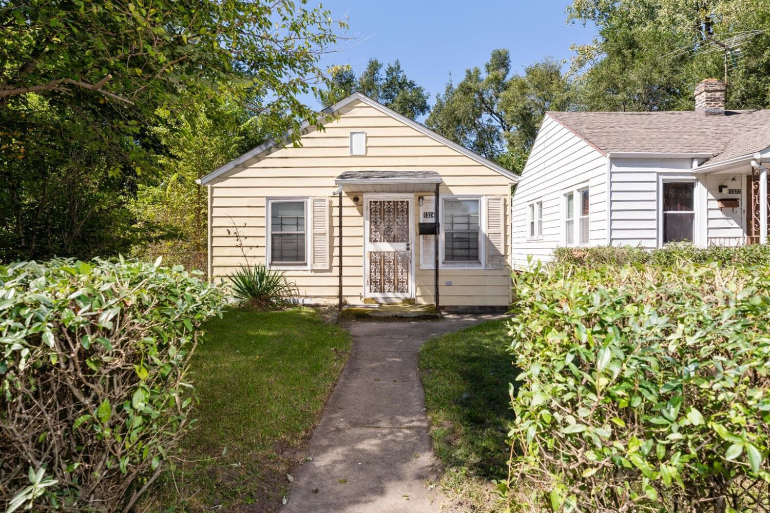Property Photo: 1324 Marshall Place IN 46404