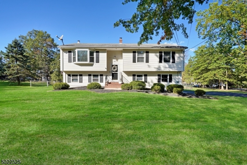 Property Photo: 821 Roosevelt St NJ 08807