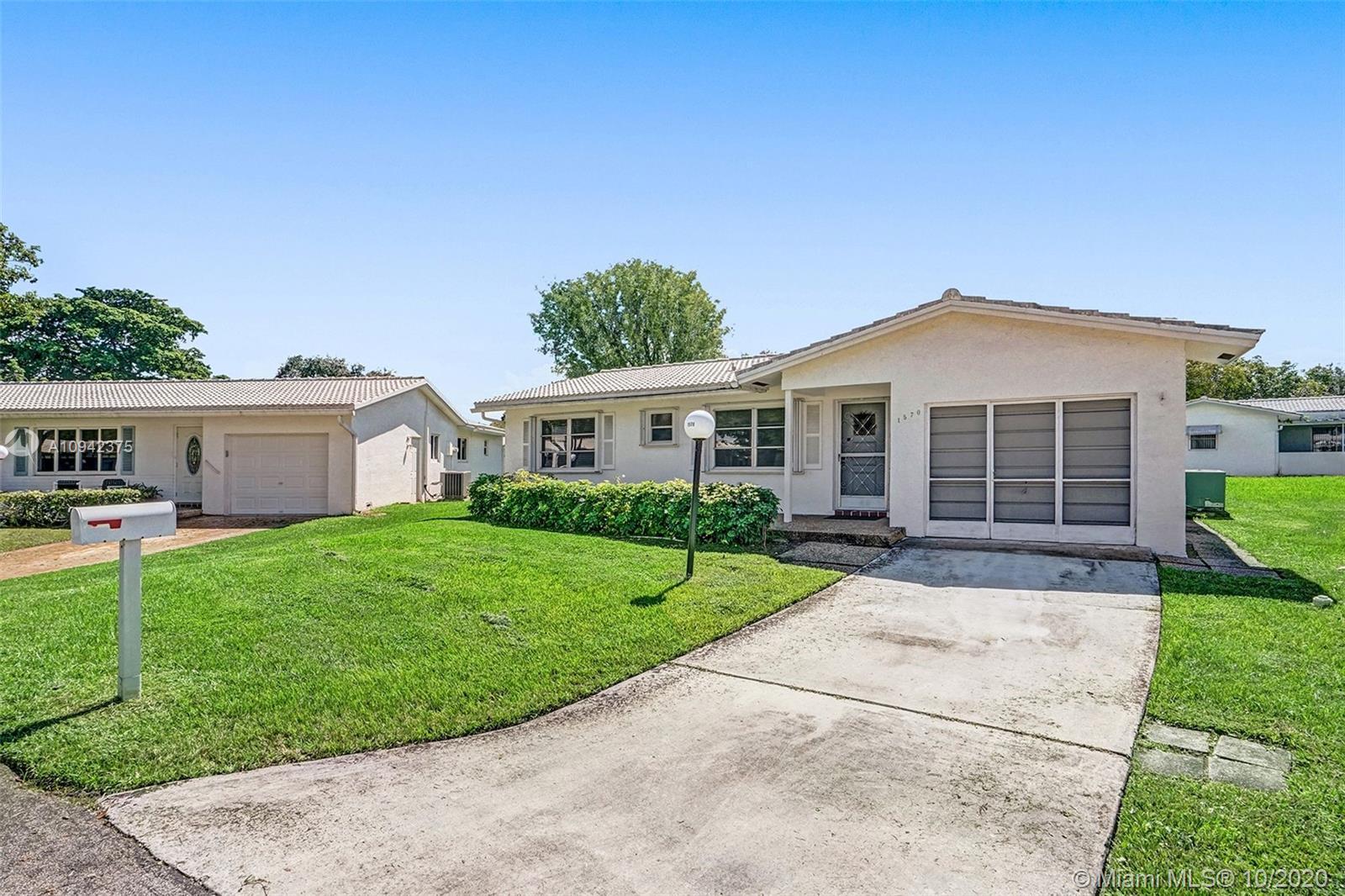 Property Photo: 1570 NW 85th Ter FL 33322