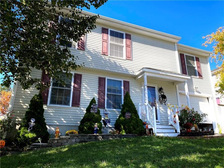 5 Amanda Dr  Cumberland RI 02864 photo